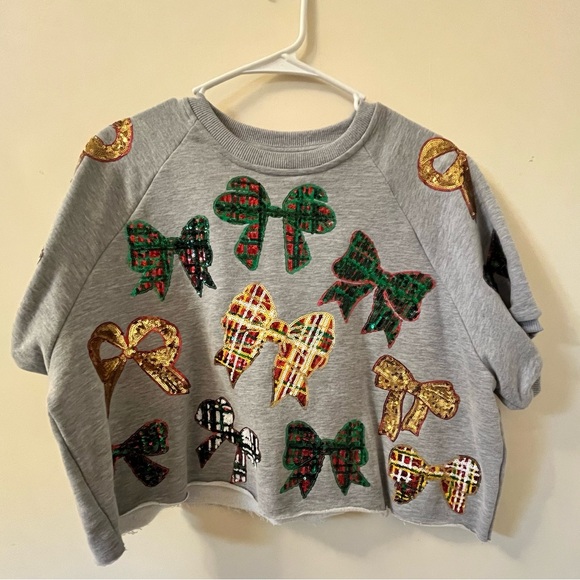 Queen of Sparkles Christmas Top - Picture 1 of 1